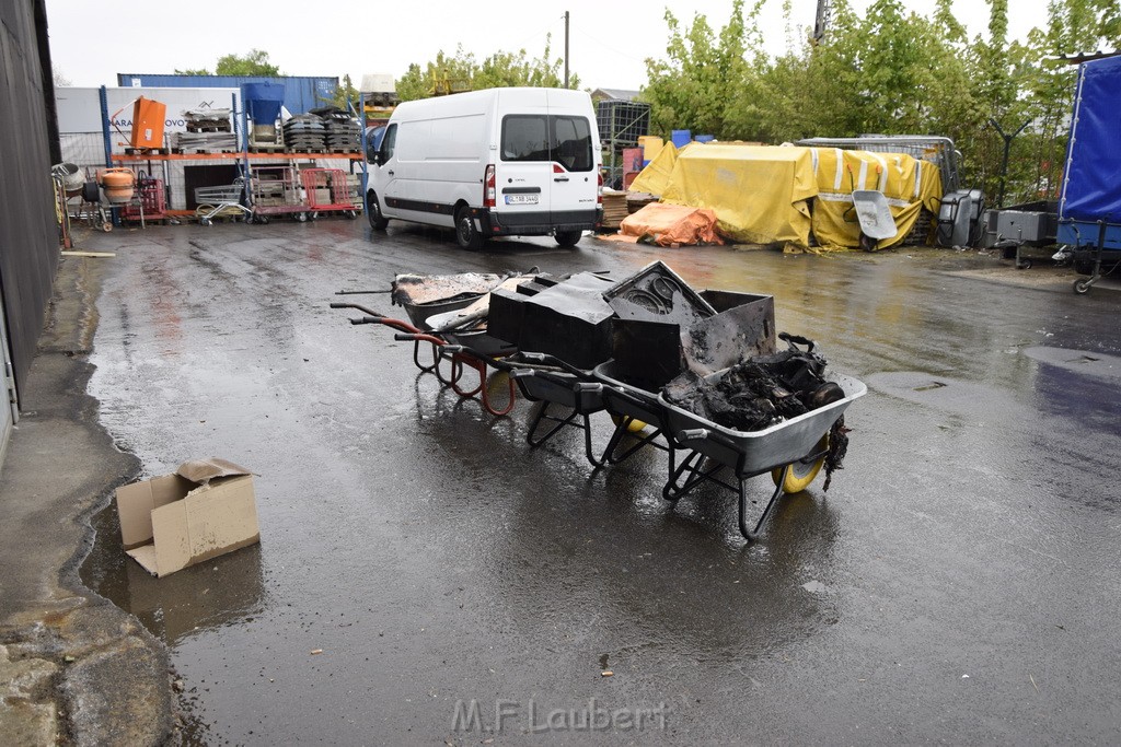 Feuer 4 Bergisch Gladbach Gronau Am Kuhlerbusch P300.JPG - Miklos Laubert